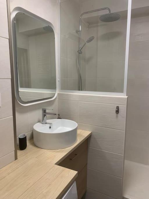 Appartement Superbe T1 Refait A Neuf, Parking, Clim, Metro à Toulouse Extérieur photo